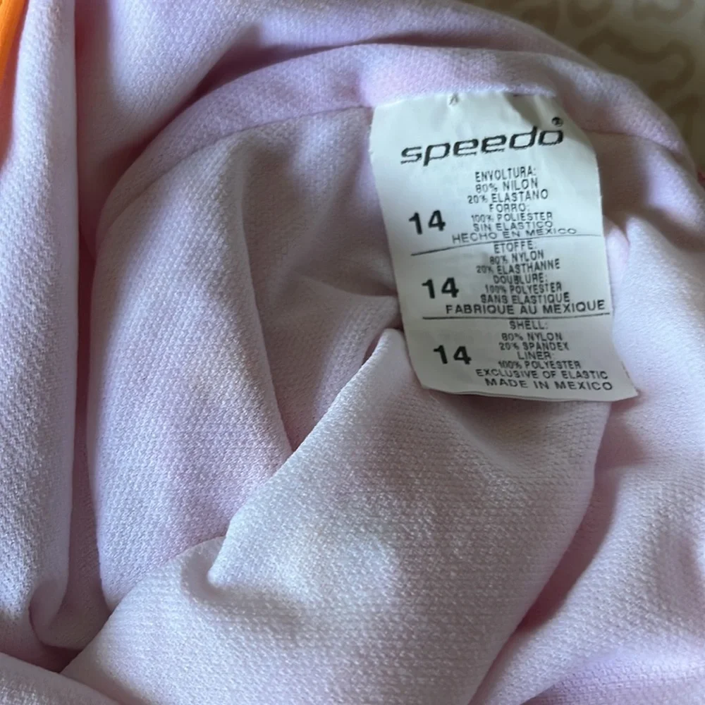 Speedo girls floral swimsuit in size 14